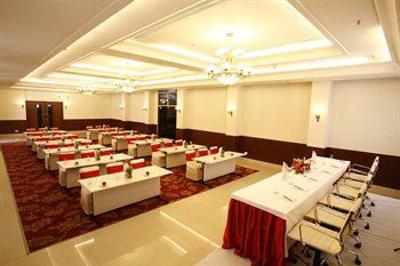 фото отеля Ambrosia Sarovar Portico Hotel