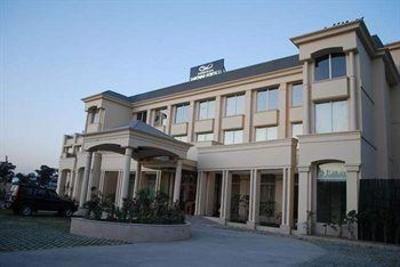 фото отеля Ambrosia Sarovar Portico Hotel