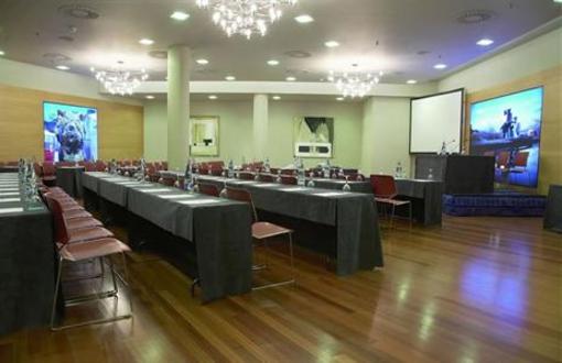 фото отеля Silken Indautxu Hotel