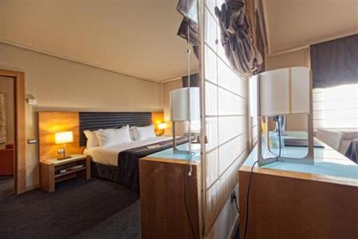 фото отеля Silken Indautxu Hotel