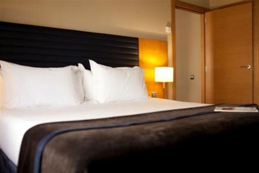 фото отеля Silken Indautxu Hotel