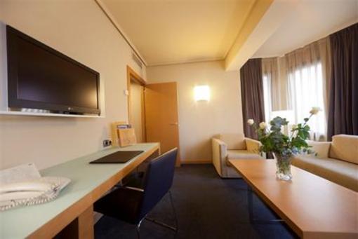 фото отеля Silken Indautxu Hotel