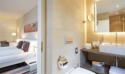 фото отеля Hotel National Davos