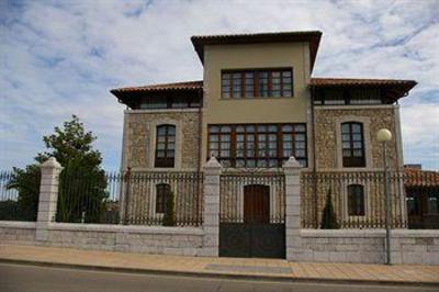 фото отеля Hotel Villadesella ***