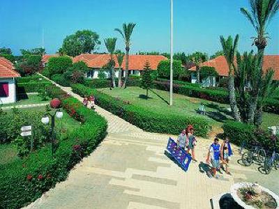 фото отеля Faros Holiday Village Hotel Larnaca