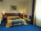 фото отеля Red Royal Hotel