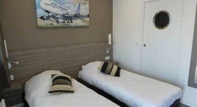 фото отеля Airport Hotel Mauregard