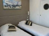 Airport Hotel Mauregard