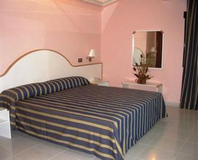 фото отеля Hostal Los Hueros