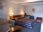 фото отеля Kootenay Country Inn