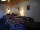 фото отеля Kootenay Country Inn