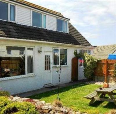 фото отеля Kernow Trek Lodge