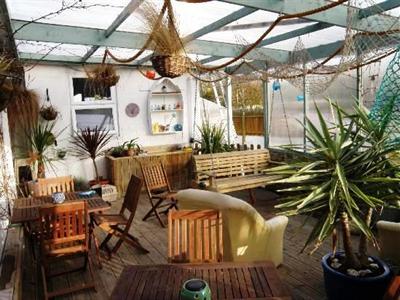 фото отеля Kernow Trek Lodge