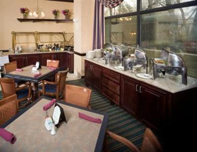 фото отеля Embassy Suites Hotel Dallas Love Field