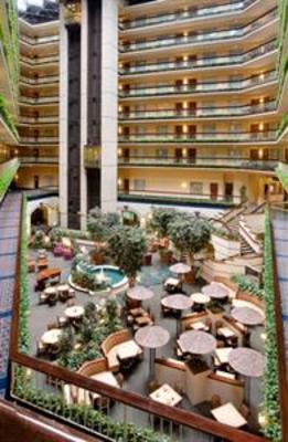 фото отеля Embassy Suites Hotel Dallas Love Field