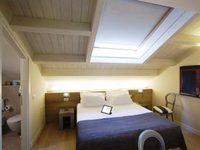 Hotel 900