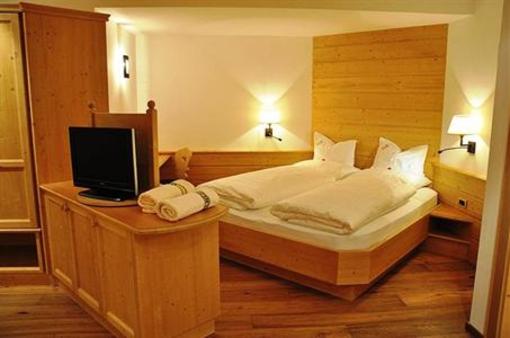 фото отеля Garni Hotel Mirabel