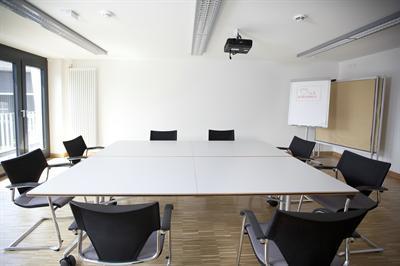 фото отеля Rosa-Flesch-Tagungszentrum