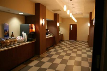 фото отеля Hampton Inn - St. Louis Downtown at the Gateway Arch