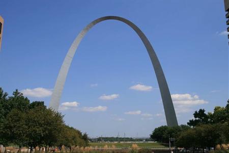 фото отеля Hampton Inn - St. Louis Downtown at the Gateway Arch