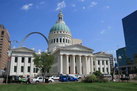 фото отеля Hampton Inn - St. Louis Downtown at the Gateway Arch