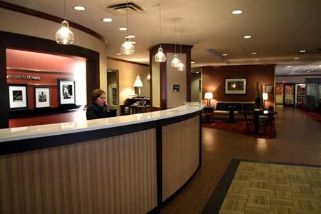 фото отеля Hampton Inn - St. Louis Downtown at the Gateway Arch