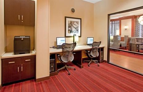 фото отеля Hampton Inn - St. Louis Downtown at the Gateway Arch