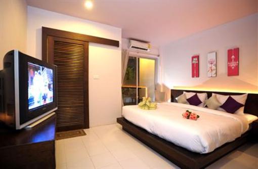 фото отеля Urban Patong Hotel Phuket
