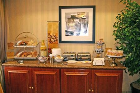 фото отеля Hampton Inn San Francisco Airport