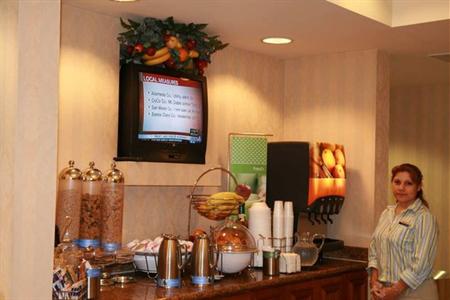 фото отеля Hampton Inn San Francisco Airport