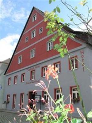 фото отеля Seebauer-Hotel Ente von Wassertrudingen