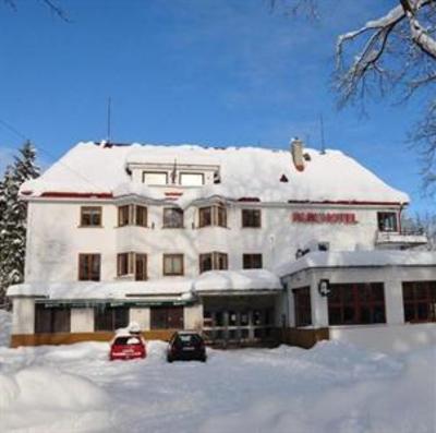 фото отеля Parkhotel Smrzovka