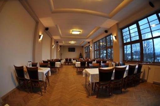 фото отеля Parkhotel Smrzovka