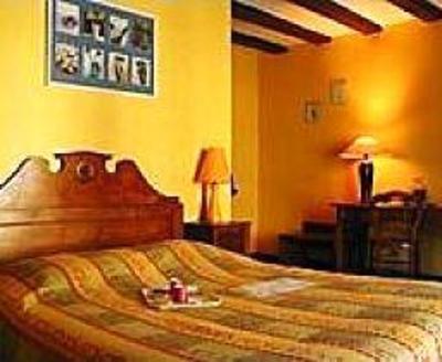 фото отеля Le Lion D'Or Hotel Ingrandes