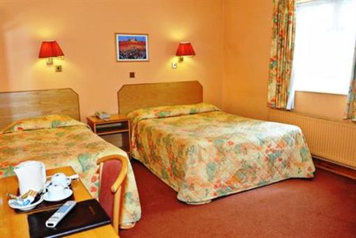 фото отеля Durkin's Guesthouse Ballaghaderreen