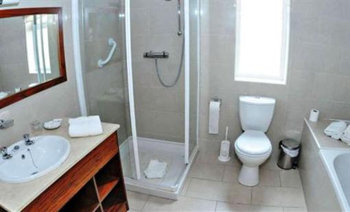 фото отеля Durkin's Guesthouse Ballaghaderreen