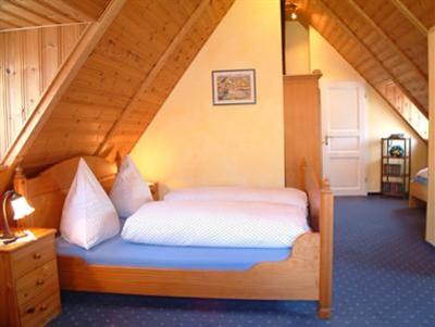 фото отеля Hotel Zum Treppchen Losnich