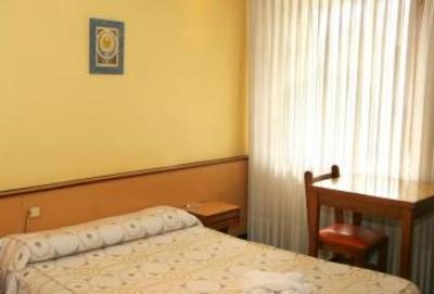 фото отеля Hotel Don Carlos