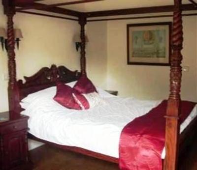 фото отеля The White Hart Inn Honiton