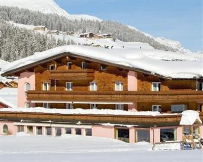 фото отеля Larchenhof Lech am Arlberg