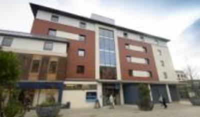 фото отеля Travelodge Horsham Central Hotel