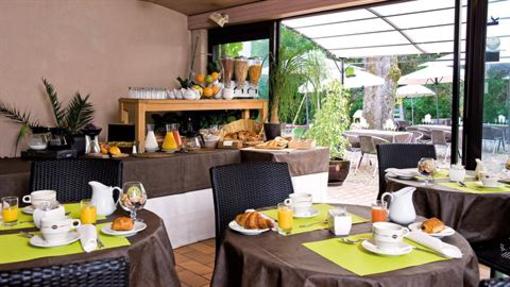 фото отеля Hotel Le Prieure Argenton-sur-Creuse
