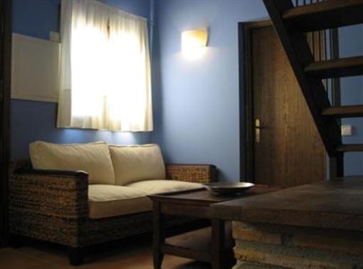 фото отеля Apartamentos La Estibialla Campo