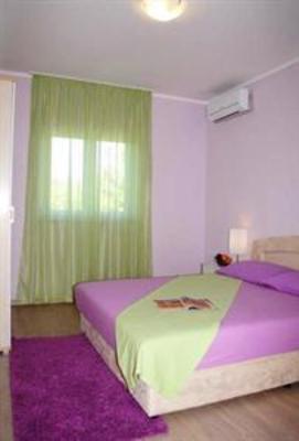 фото отеля Peric Apartments Cilipi