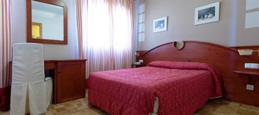 фото отеля Sotopalacio Hostal Segovia