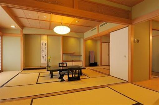 фото отеля Kinugawa Onsen Sanraku