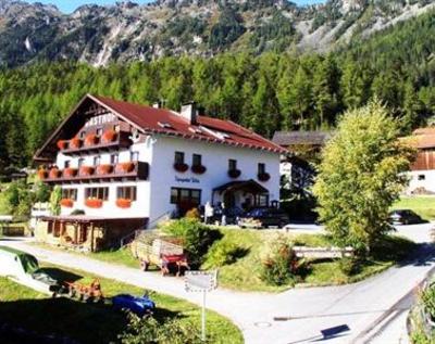 фото отеля Alpengasthof Kofels Umhausen