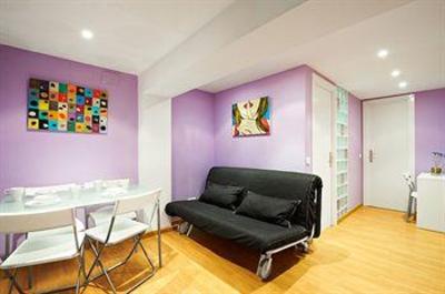 фото отеля Apartamentos Arenal Madrid