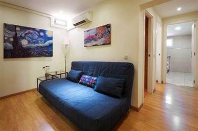 фото отеля Apartamentos Arenal Madrid