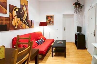 фото отеля Apartamentos Arenal Madrid